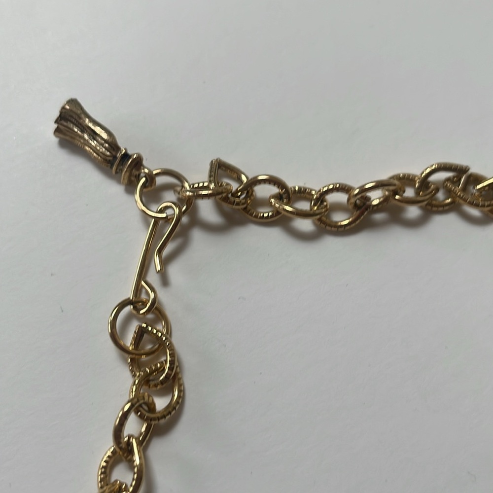VTG Filigree Gold Tone Necklace Large Elephant - Picture 3 of 8